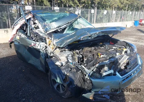 2017 Subaru Forester 2.5I Premium из США, поврежденный, VIN JF2SJAGC8HH561217